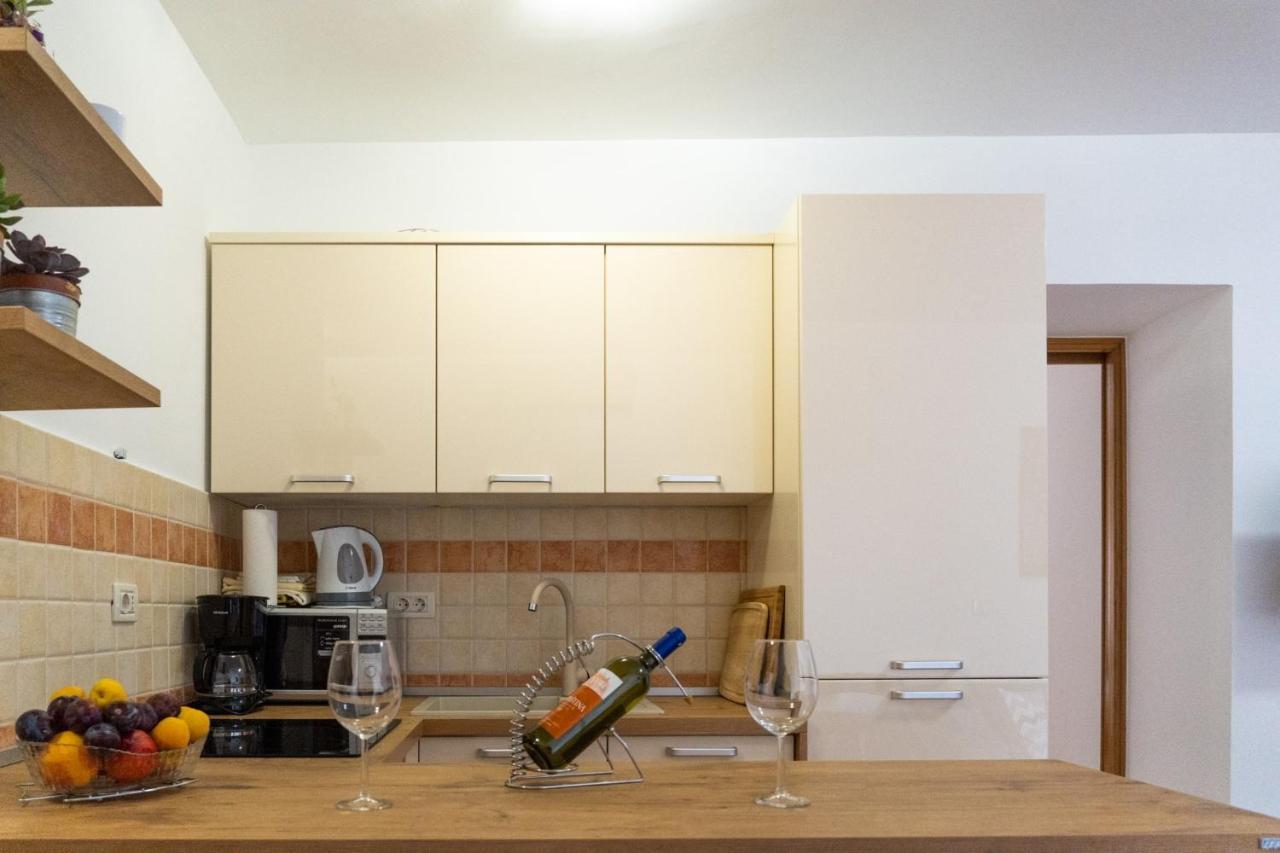 מאקרסקה Apartments Linda מראה חיצוני תמונה