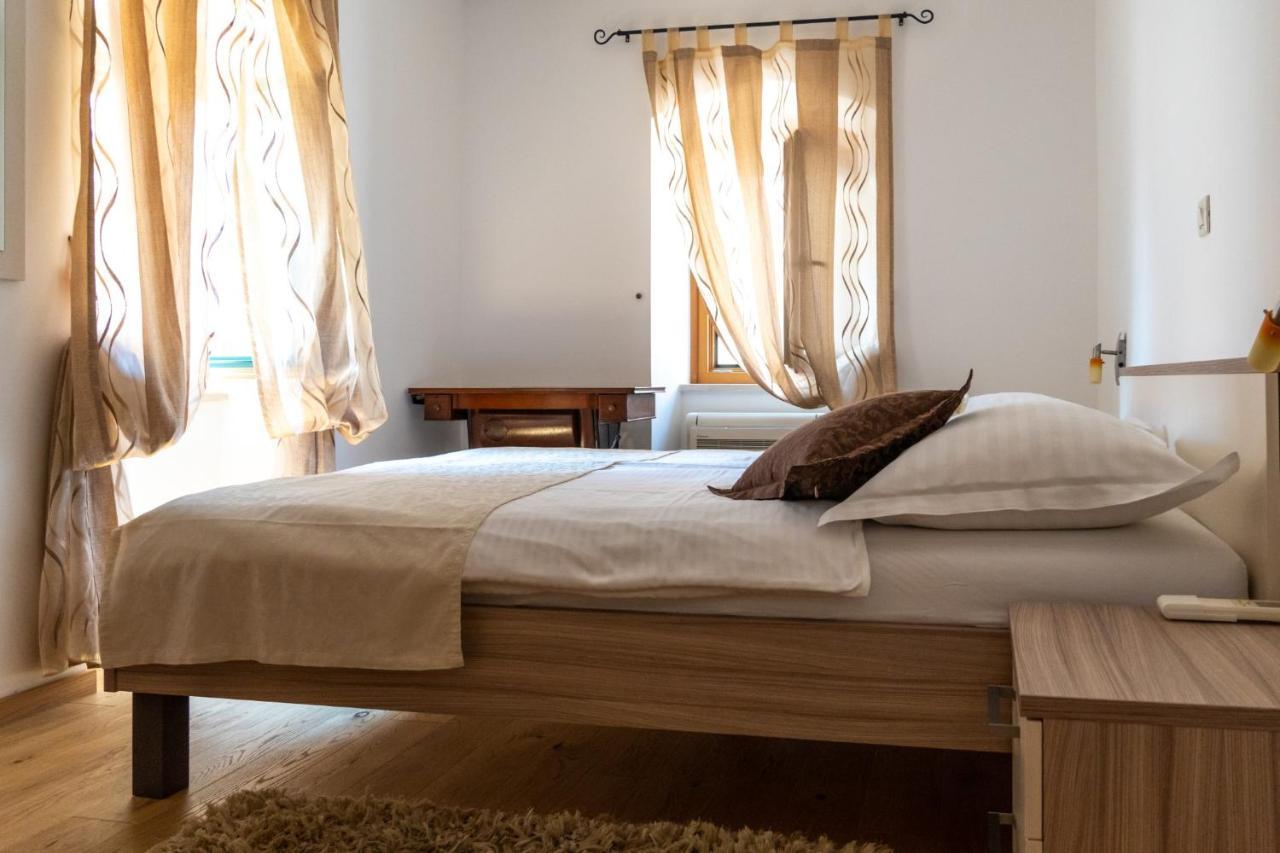 מאקרסקה Apartments Linda מראה חיצוני תמונה