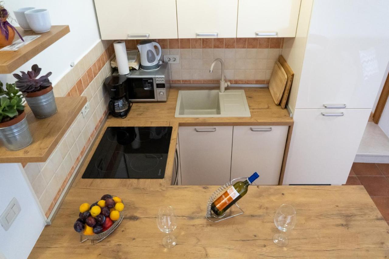 מאקרסקה Apartments Linda מראה חיצוני תמונה