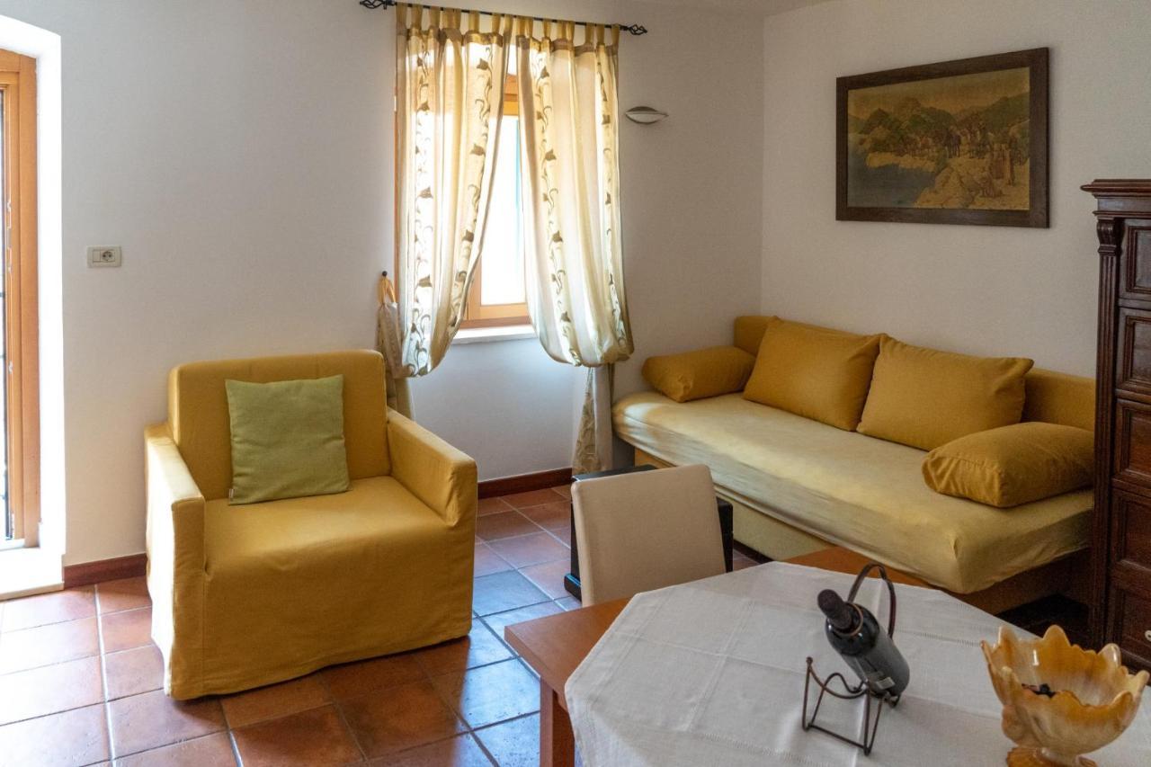 מאקרסקה Apartments Linda מראה חיצוני תמונה